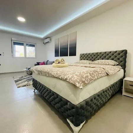 Luxury Centar 2 아파트 *