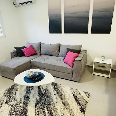 Luxury Centar 2 * Arandelovac
