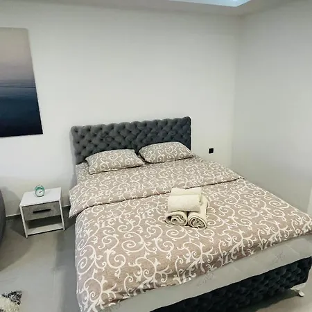 아파트 Luxury Centar 2